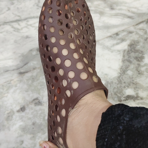 Stylish crocs - Picture 3 of 4